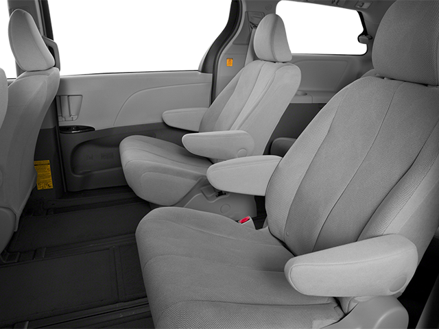 2014 Toyota Sienna LE 8 Passenger