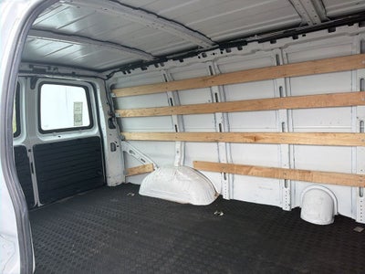 2022 Chevrolet Express 2500 Work Van Cargo