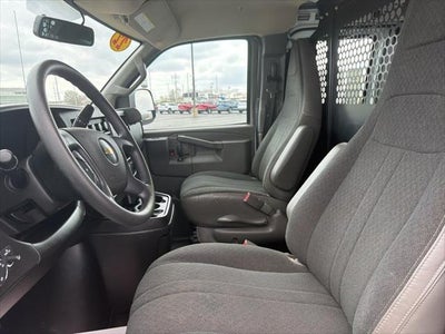 2022 Chevrolet Express 2500 Work Van Cargo
