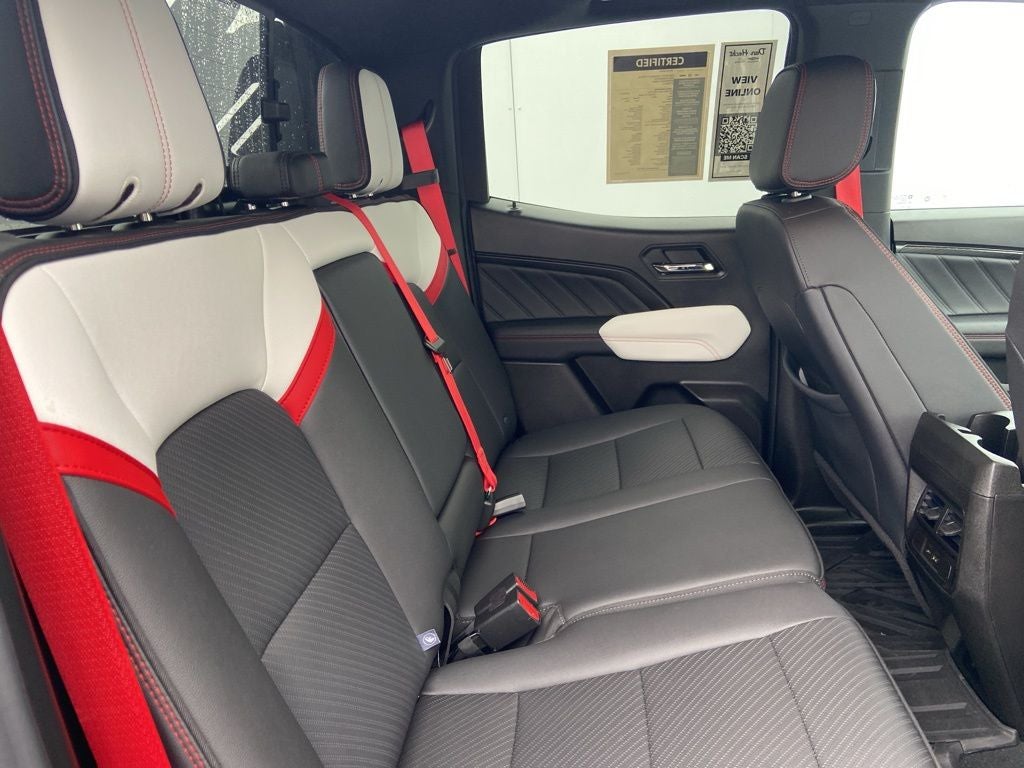 2024 GMC Canyon AT4X