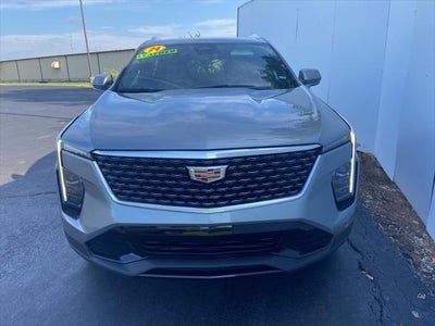 2024 Cadillac XT4 Premium Luxury