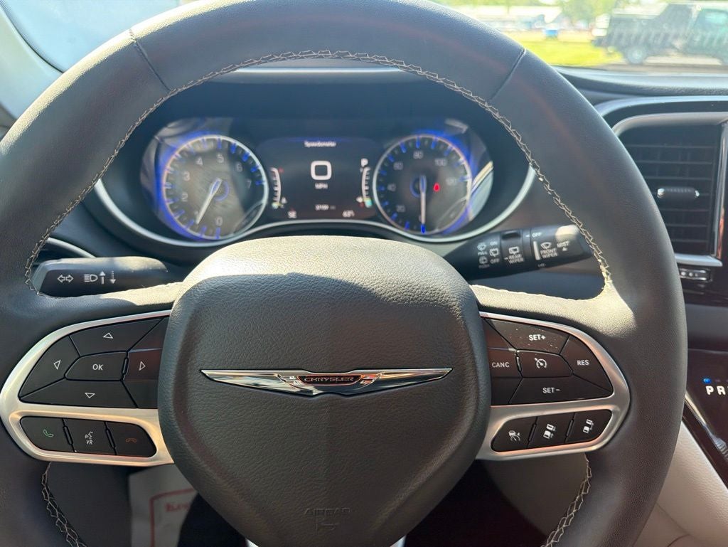 2024 Chrysler Pacifica Touring L