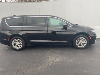 2024 Chrysler Pacifica Limited