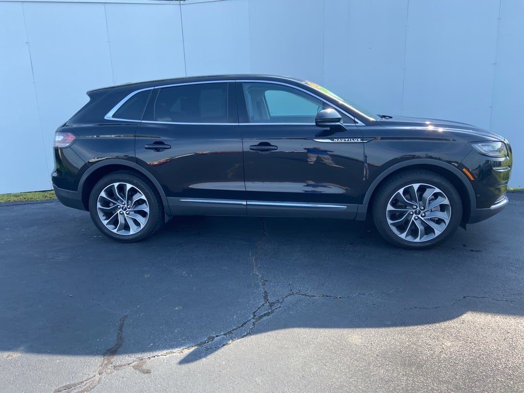 2023 Lincoln Nautilus Reserve