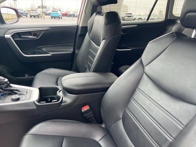 2022 Toyota RAV4 Hybrid XLE Premium