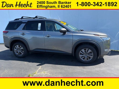 2023 Nissan Pathfinder SV