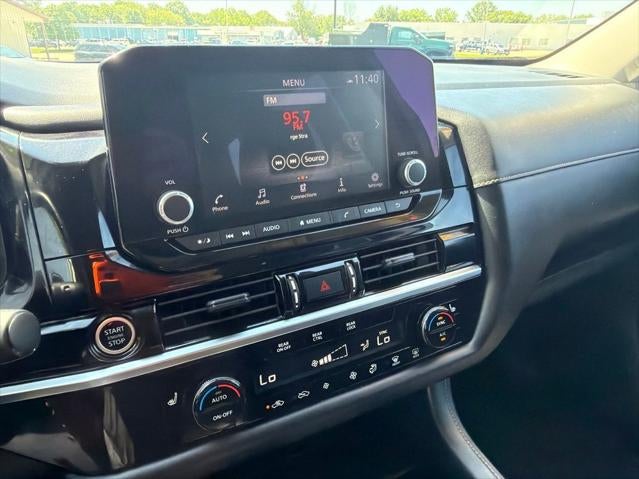 2023 Nissan Pathfinder SV