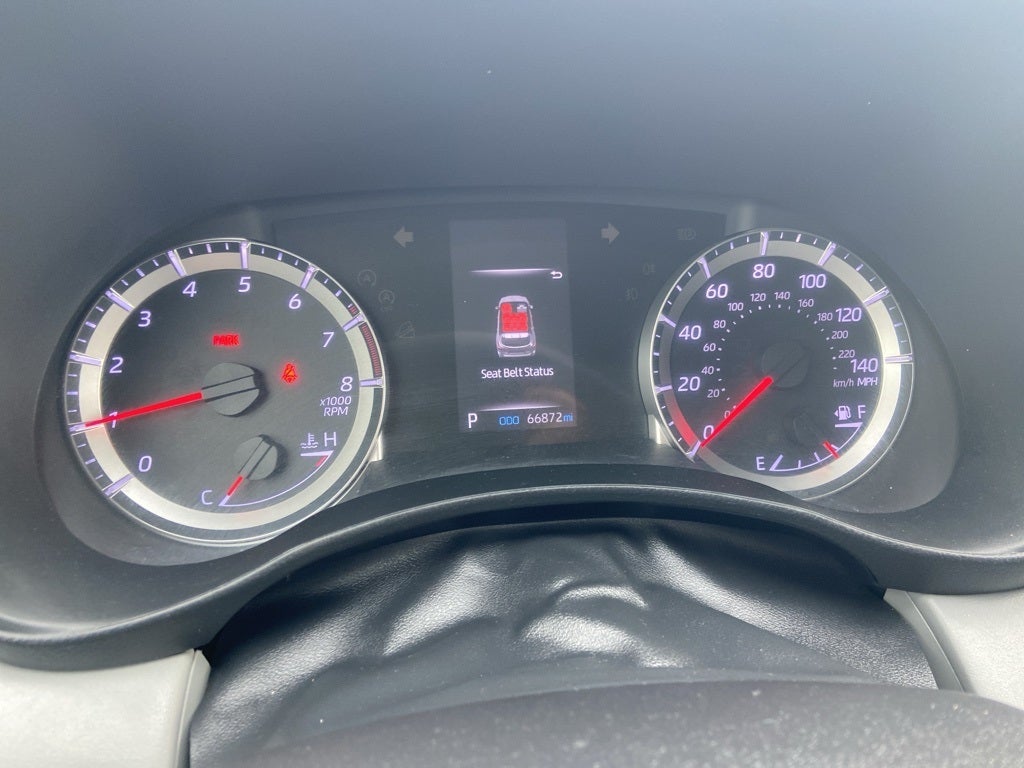 2020 Toyota Highlander LE