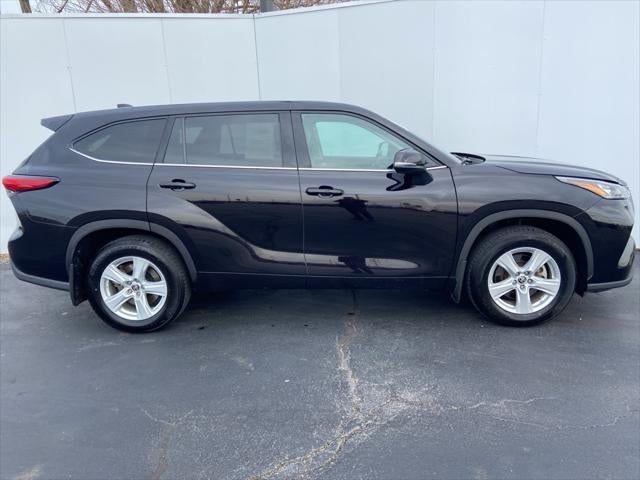 2020 Toyota Highlander LE