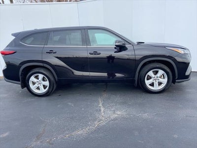 2020 Toyota Highlander LE