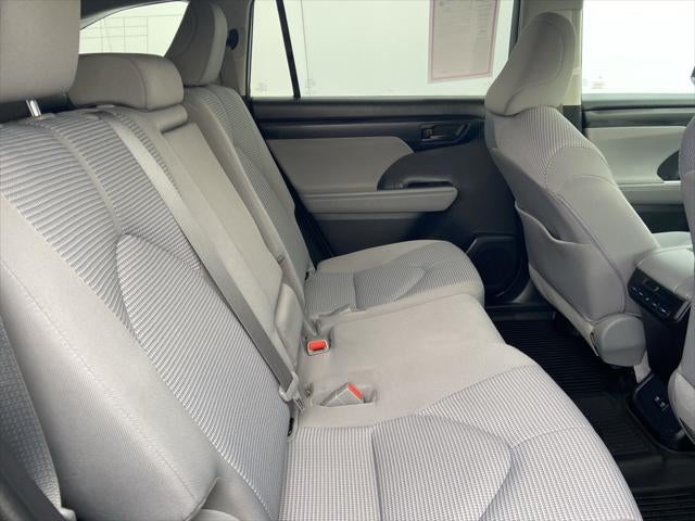 2020 Toyota Highlander LE