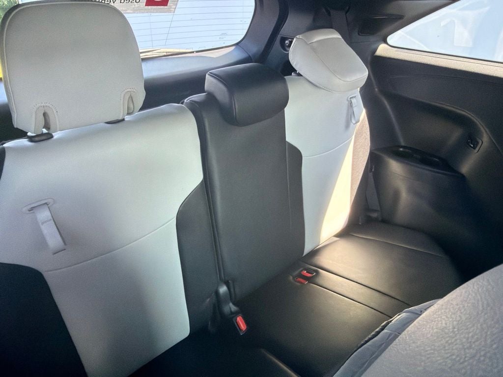 2025 Toyota Sienna XSE 7 Passenger