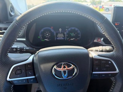 2025 Toyota Sienna XSE 7 Passenger