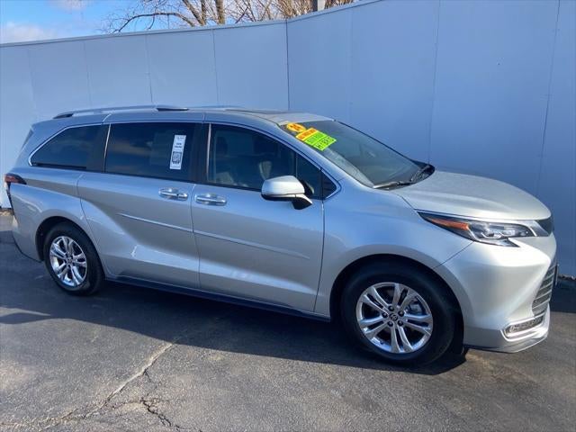 2024 Toyota Sienna Platinum 7 Passenger