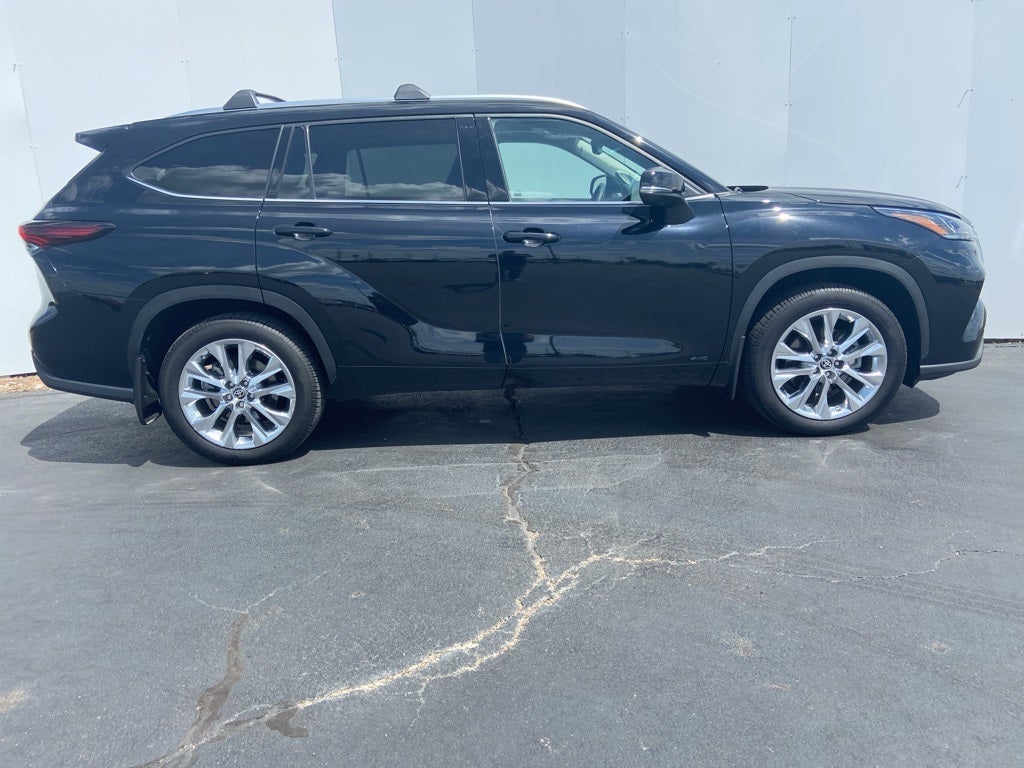 2024 Toyota Highlander Hybrid Limited
