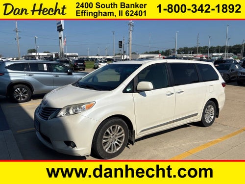 2016 Toyota Sienna XLE 8 Passenger