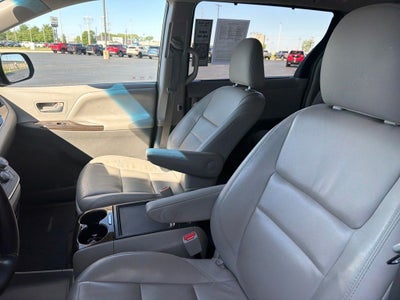 2015 Toyota Sienna XLE Premium 8 Passenger
