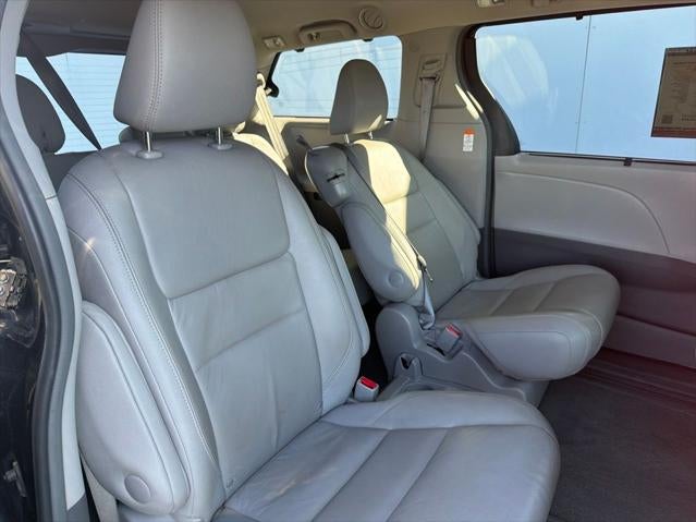 2015 Toyota Sienna XLE Premium 8 Passenger