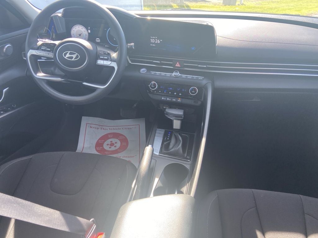 2024 Hyundai Elantra SEL