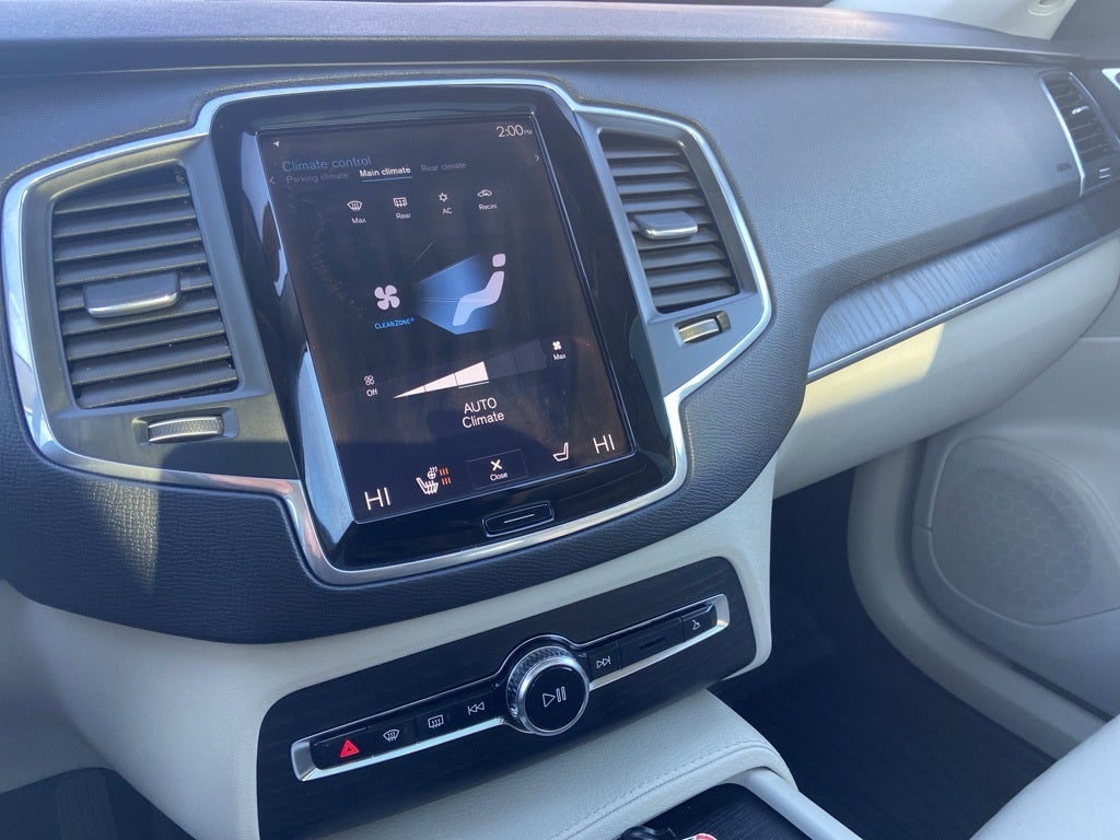 2020 Volvo XC90 T5 Momentum