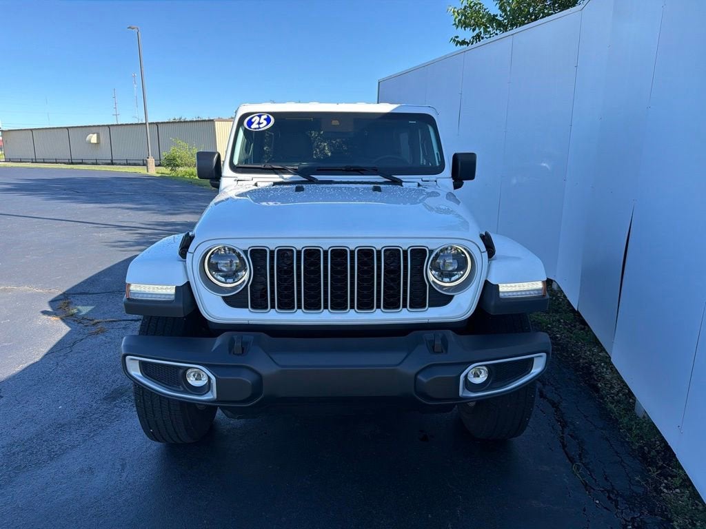 2025 Jeep Wrangler Sahara