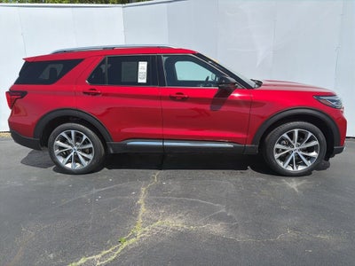 2025 Ford Explorer Platinum