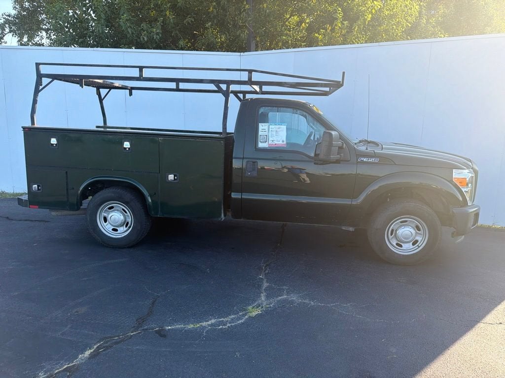 2016 Ford Super Duty F-350 SRW XL