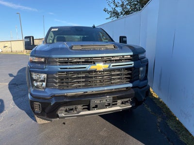 2026 Chevrolet Silverado 2500 HD Custom