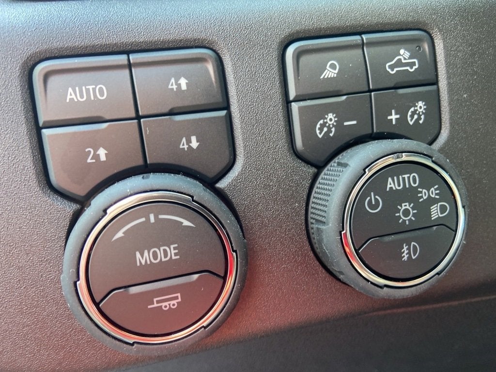 2025 Chevrolet Silverado 3500 HD LTZ