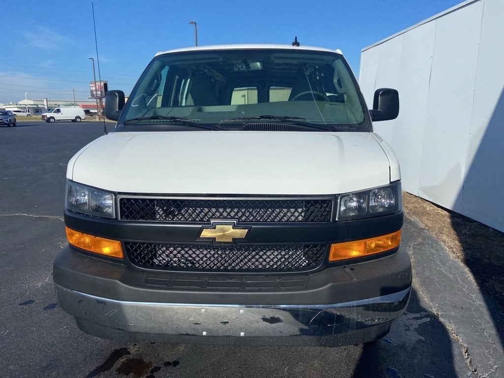 2025 Chevrolet Express Cargo 2500 WT