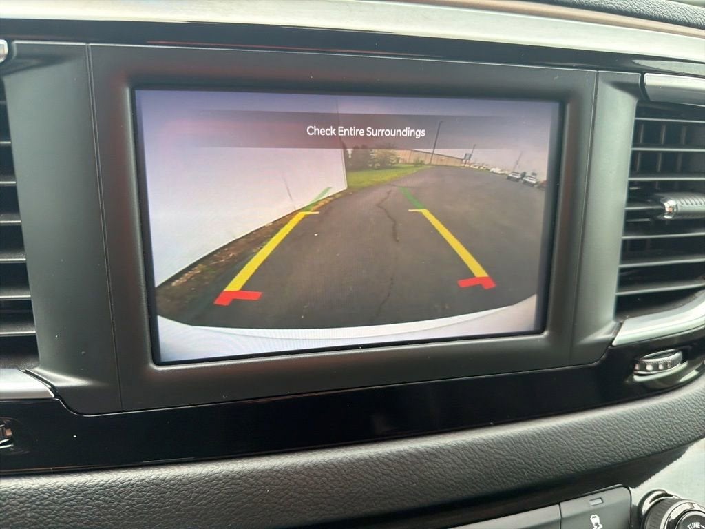 2024 Chrysler Voyager LX
