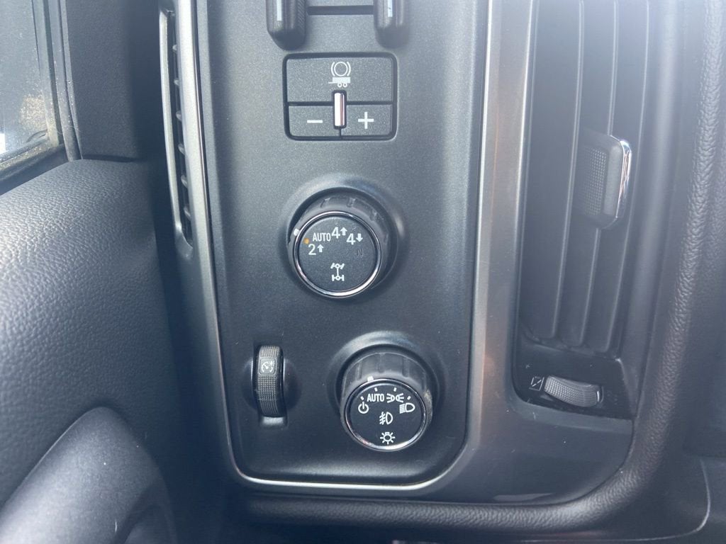 2019 Chevrolet Silverado LD LT