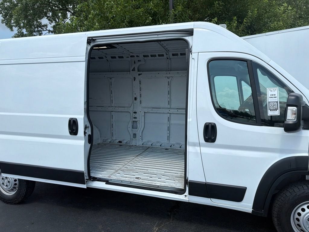 2025 RAM ProMaster Cargo Van Tradesman