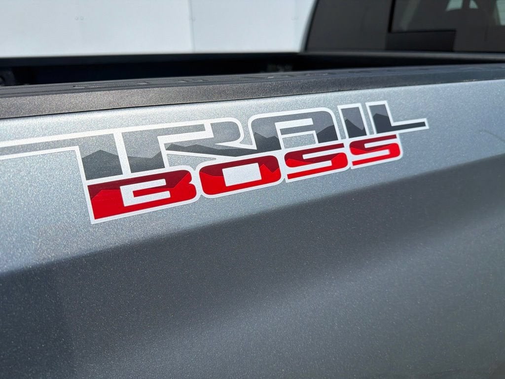 2026 Chevrolet Silverado 1500 LT Trail Boss - Photo 9