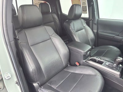 2022 Toyota Tacoma 4WD SR