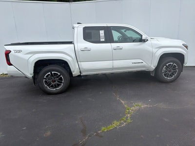 2024 Toyota Tacoma 4WD SR5