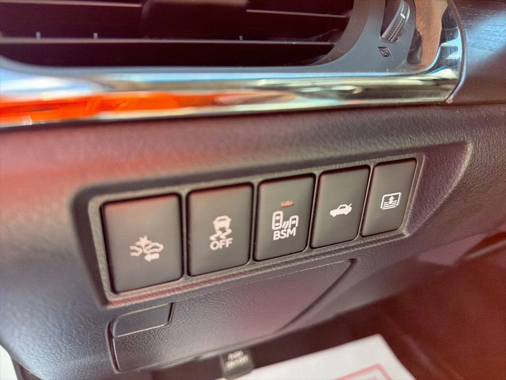 2017 Toyota Avalon Hybrid XLE Plus