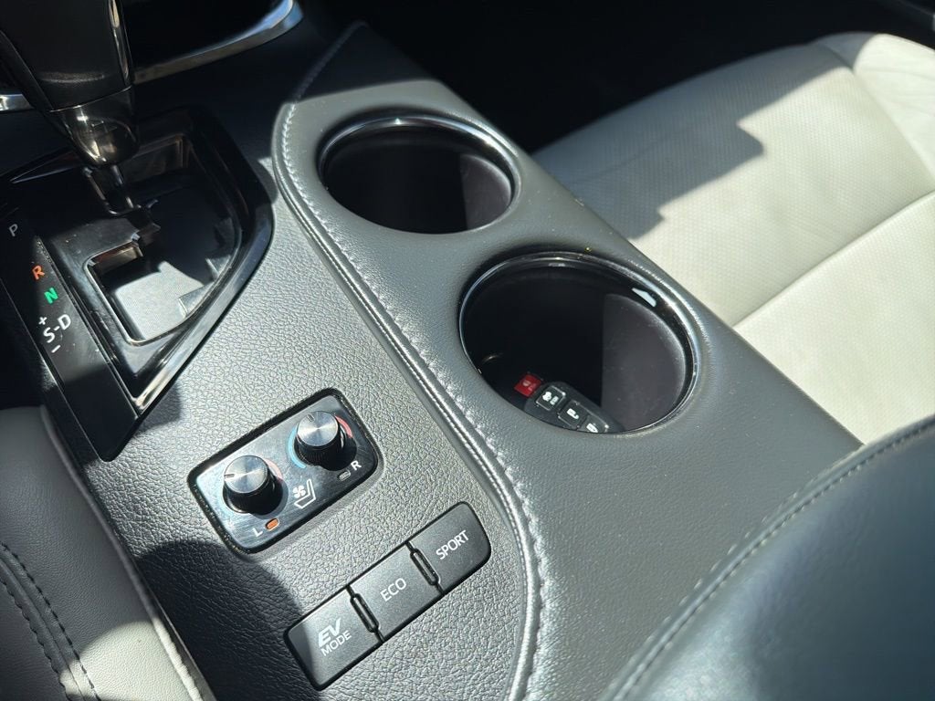 2017 Toyota Avalon Hybrid XLE Plus