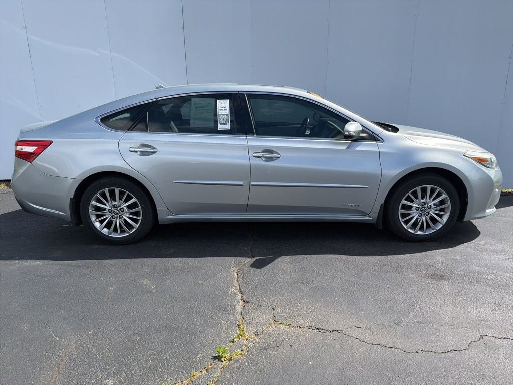2017 Toyota Avalon Hybrid XLE Plus