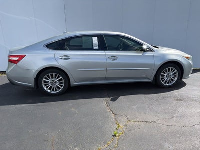 2017 Toyota Avalon Hybrid XLE Plus