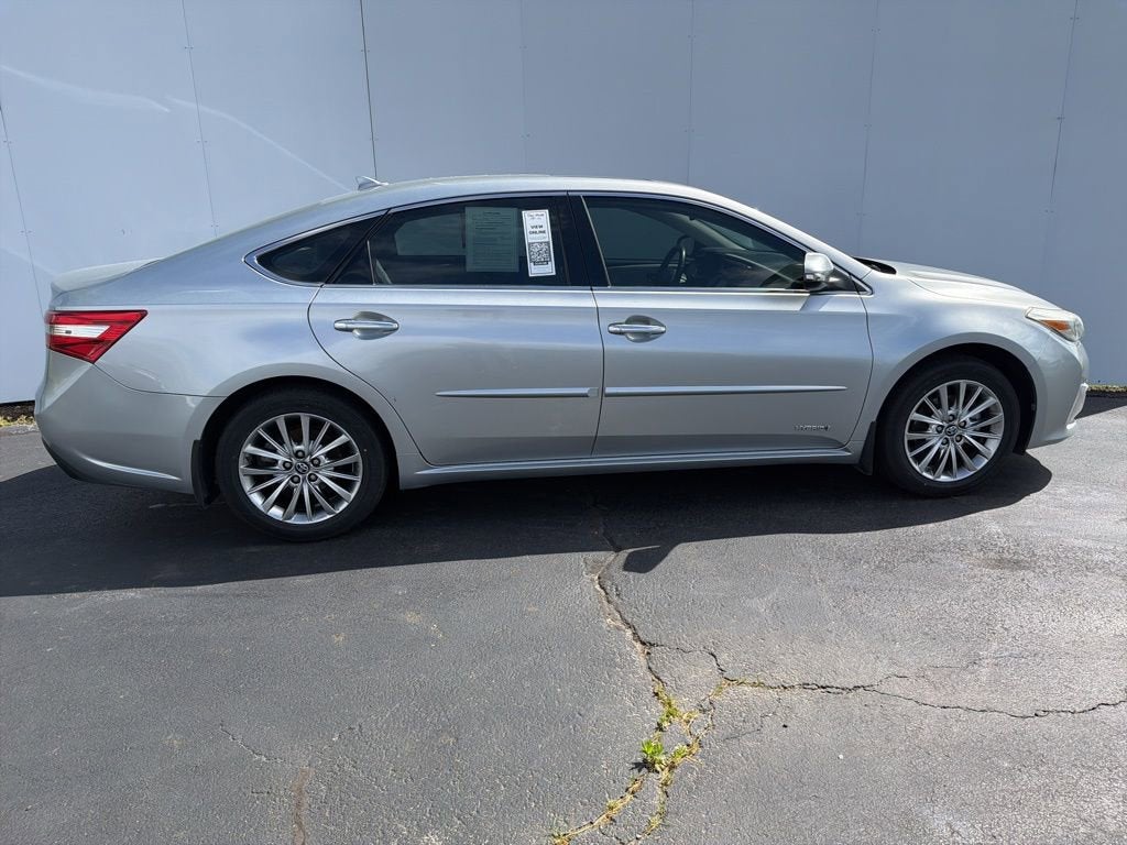 2017 Toyota Avalon Hybrid XLE Plus