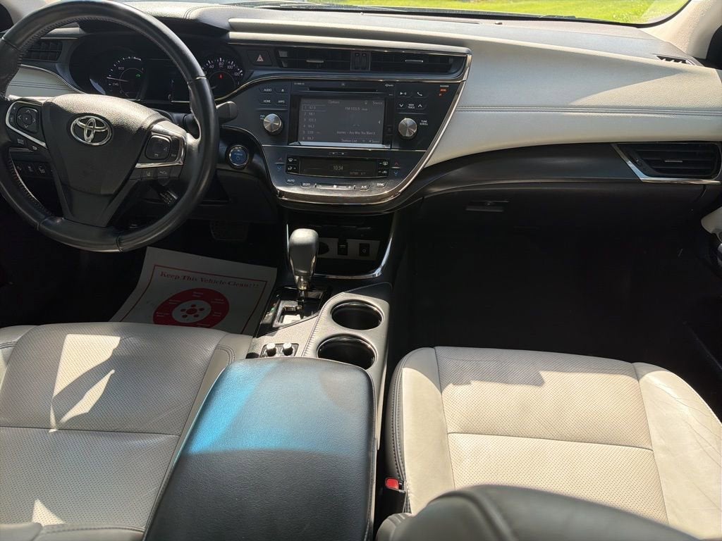 2017 Toyota Avalon Hybrid XLE Plus
