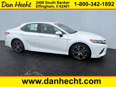 2020 Toyota Camry SE