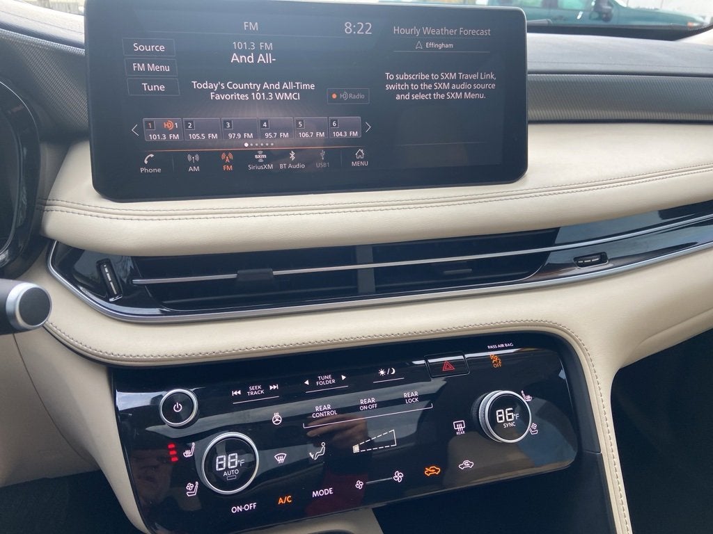 2023 INFINITI QX60 LUXE