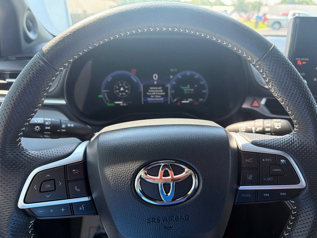 2025 Toyota Sienna XSE