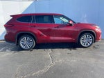 2022 Toyota Highlander Hybrid Platinum