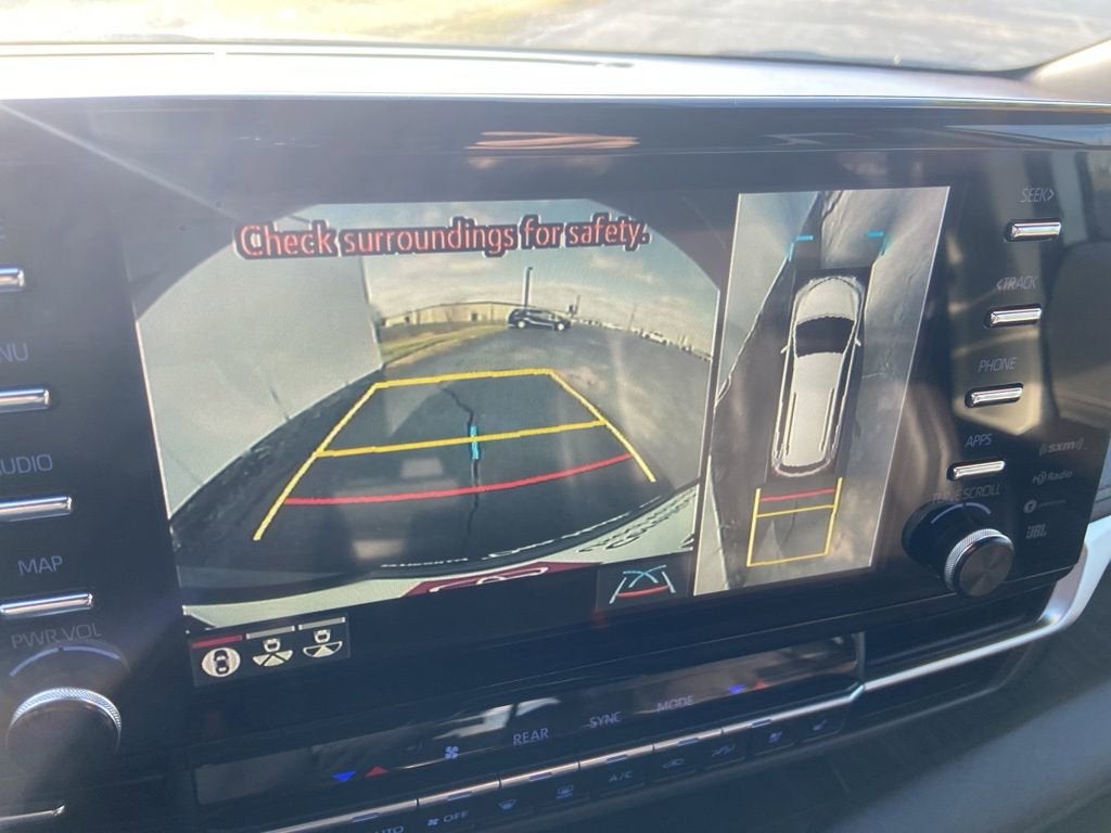 2024 Toyota Sienna Platinum