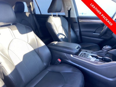 2023 Toyota Highlander L