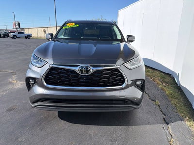 2025 Toyota Highlander LE