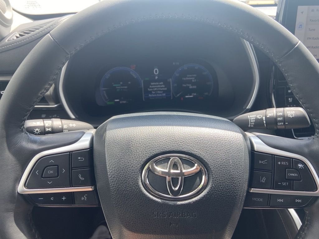 2024 Toyota Highlander Hybrid Limited